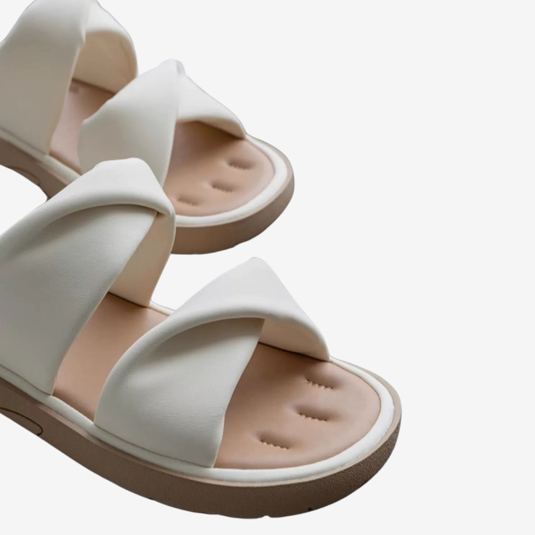 Adélaïde™ Sandali piatti in pelle