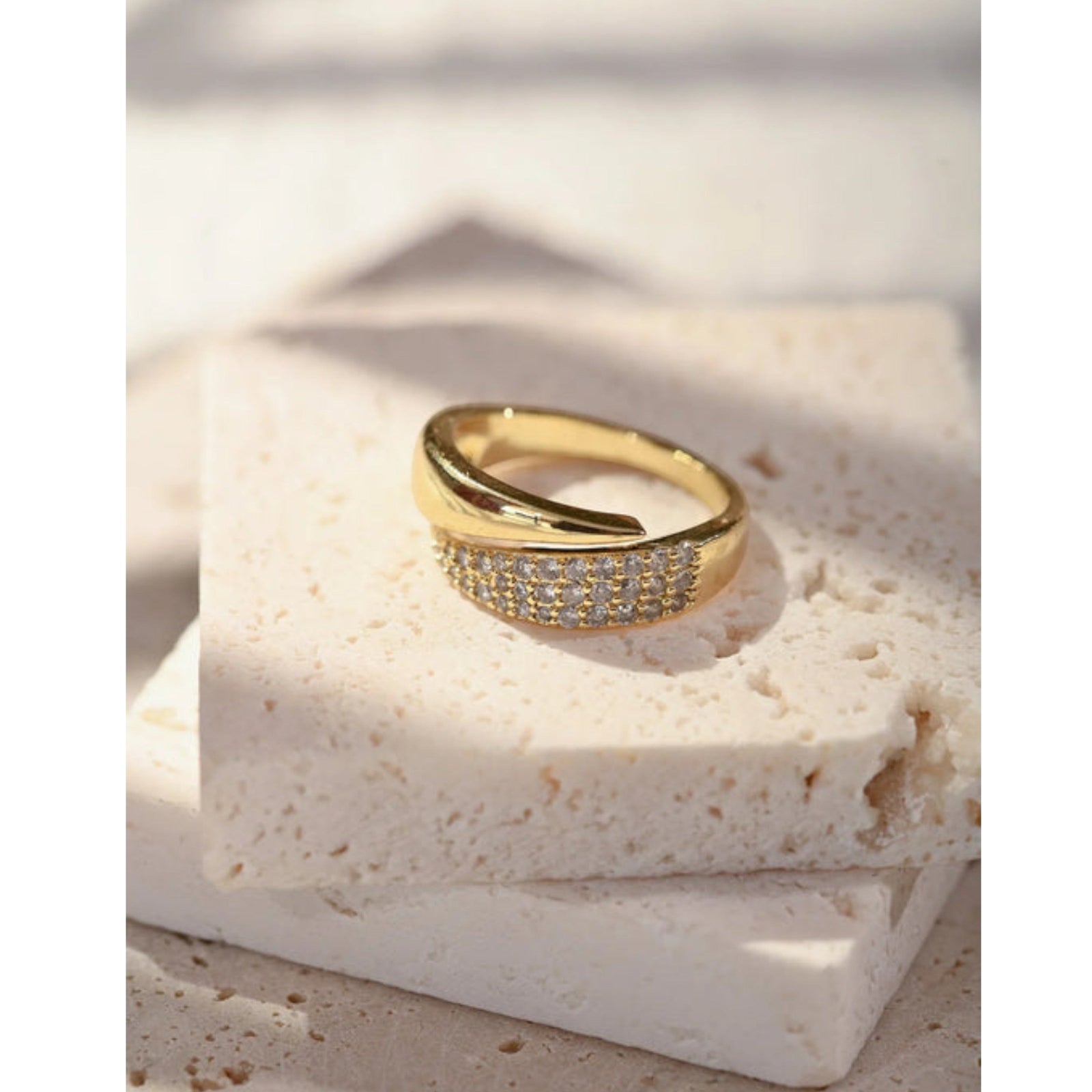 Angela™ Accenti scintillanti