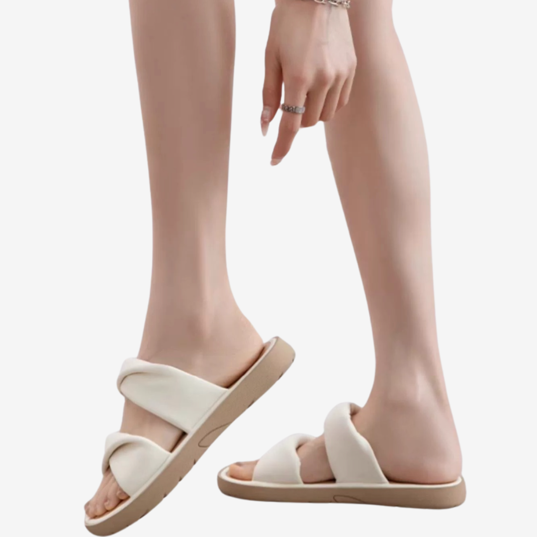 Adélaïde™ Sandali piatti in pelle